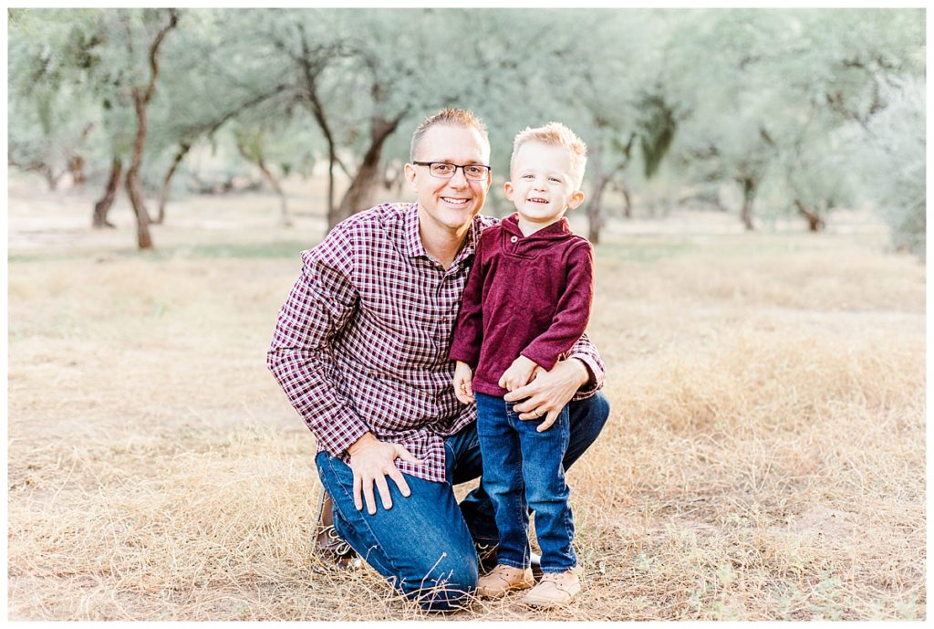 dad and boy family photos at Coons Bluff