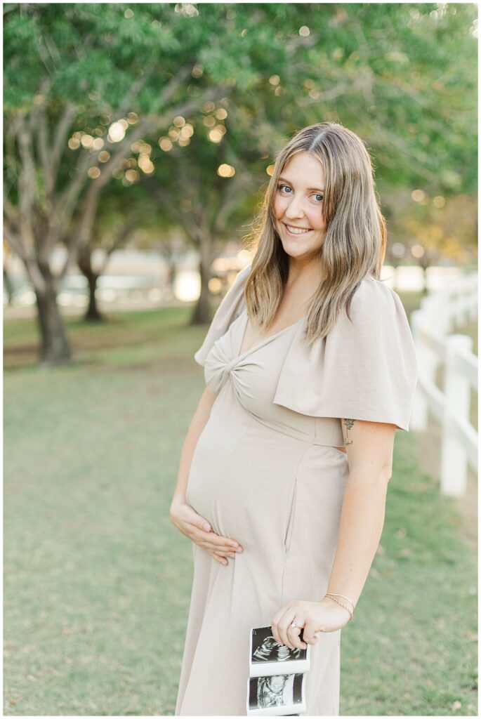 Maternity photos at Morrison Ranch