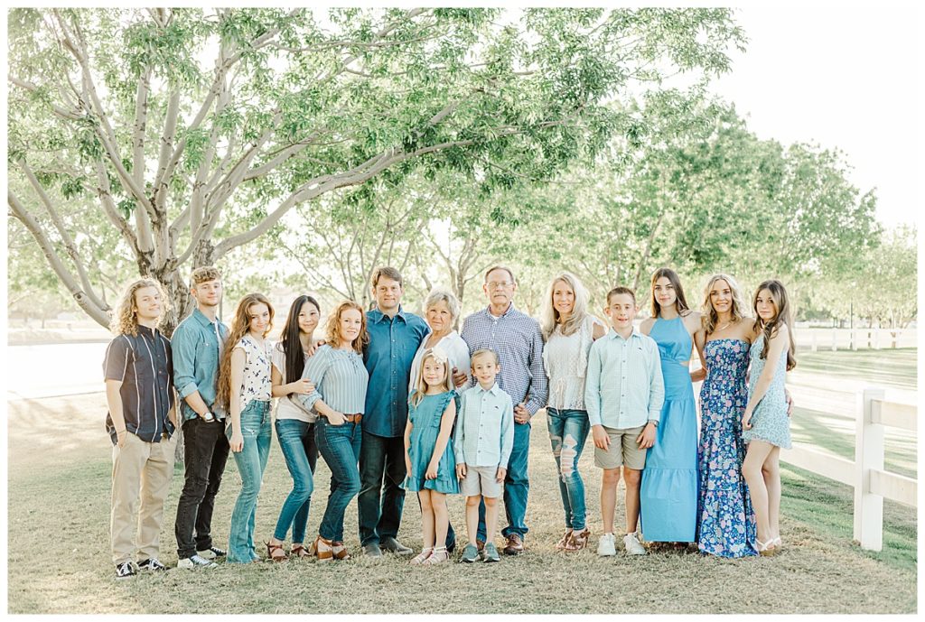 Extended Family Photos  in Morrison Ranch