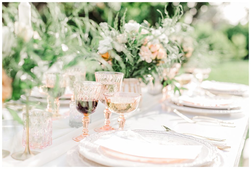 table setting, wedding reception details, Gilbert Arizona Wedding photography, Light & Airy Photos, Bethie Grondin Photography