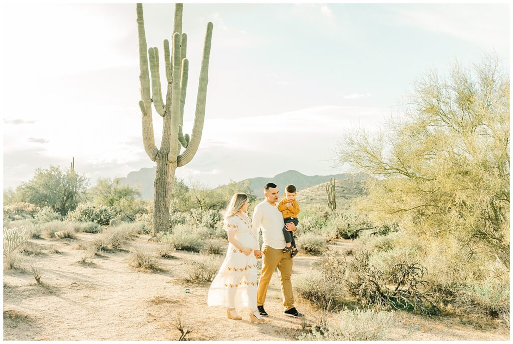 Family walking in the desert | Coon Bluff Family Photos | Mesa, Arizona | Bethie Grondin Photography