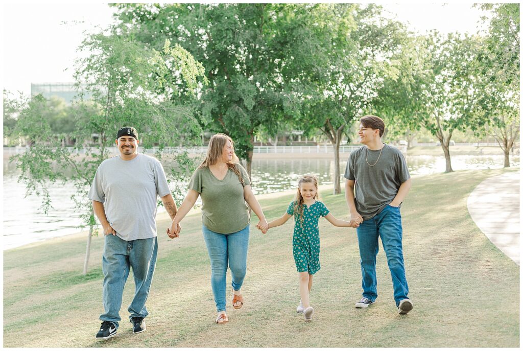 Family Walking in Park | Gilbert, Arizona | Bethie Grondin Photography 